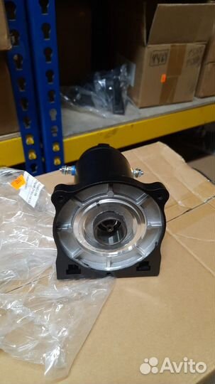 Мотор для лебедки лпэ15м 