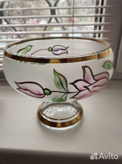 Ваза на ножке, Богемия