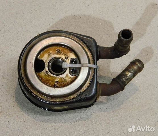 Радиатор масляный Ford Escape 1 2.0