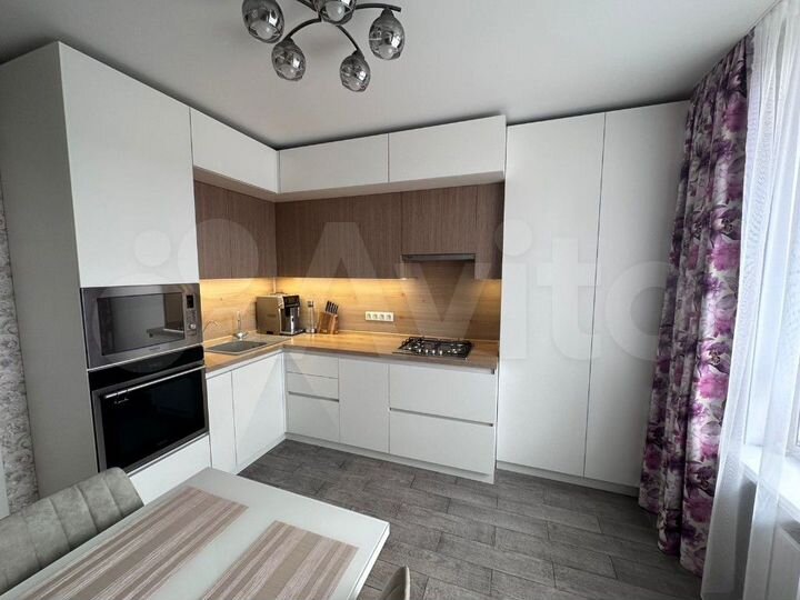 2-к. квартира, 61,5 м², 1/5 эт.