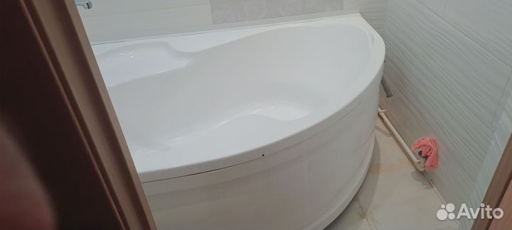 Ванна акриловая 150 105