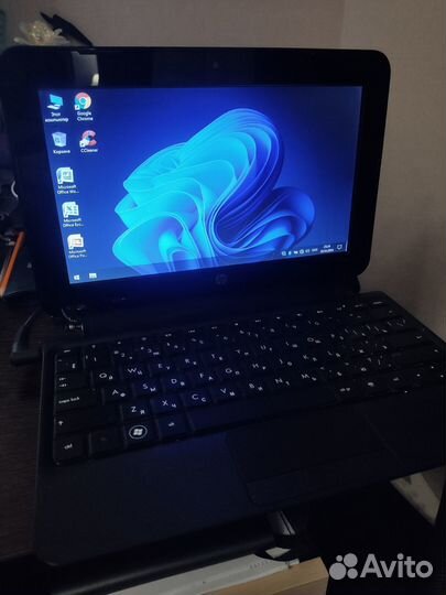 Нетбук HP mini