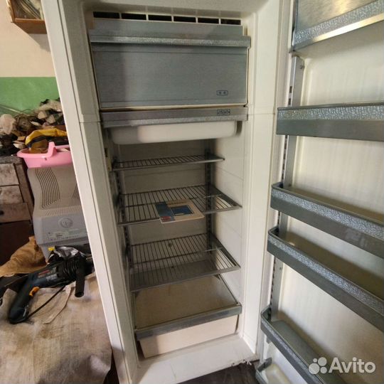 Холодильник бу ЗИЛ 63