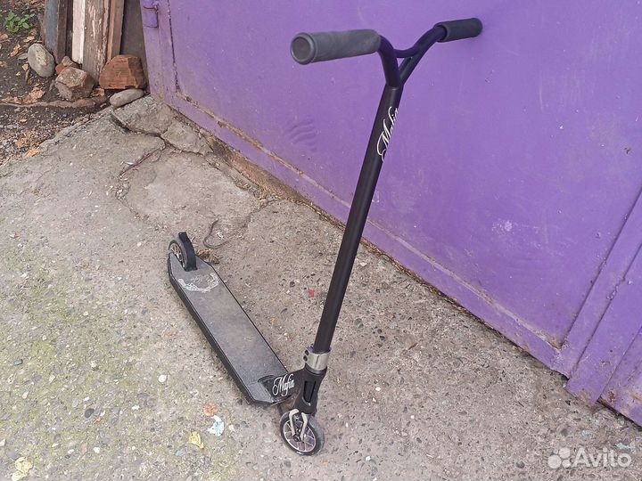 Трюковой самокат