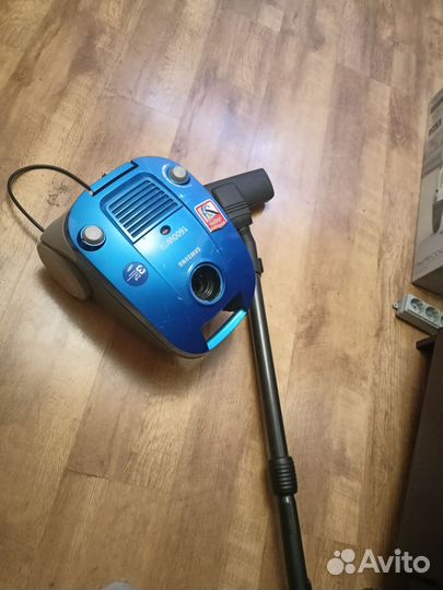 Пылесос Samsung sc4140