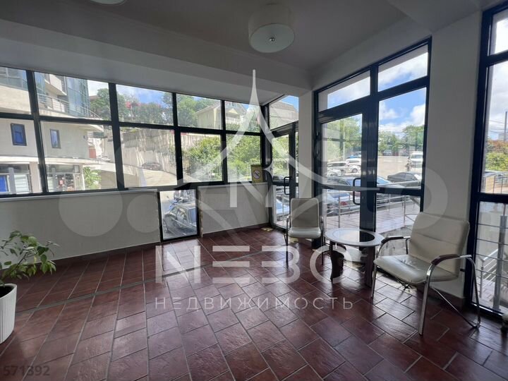 2-к. квартира, 75 м², 5/17 эт.