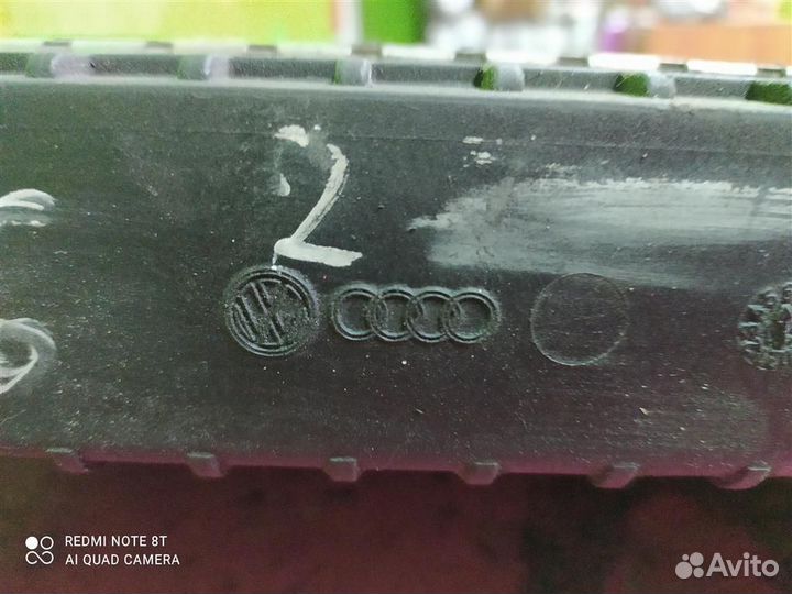 Радиатор двигателя Audi A6 C5 Allroad 2,5 AKE BAU