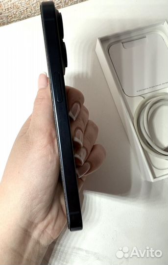 iPhone 15 Pro, 128 ГБ