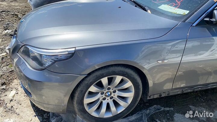 Переднее левое крыло BMW E60 цвет 52/7