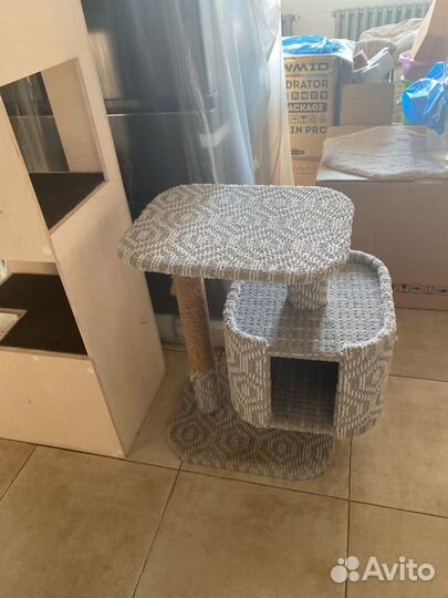 Домик для кошки с когтеточкой бу