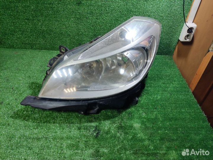 Фара левая Renault Clio 3