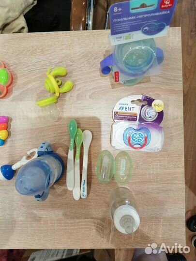 Поильник-непролевайка, соска, Игрушки погремушки