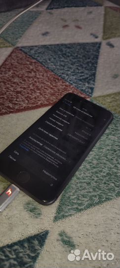 iPhone 8, 64 ГБ