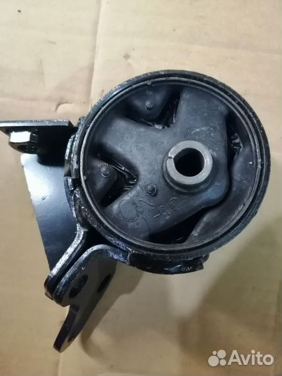 Опора двигателя (подушка двс) Nissan Pulsar