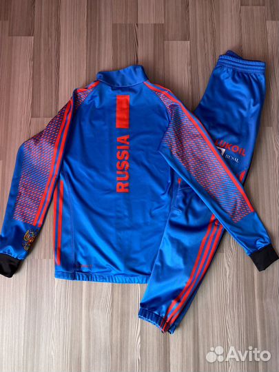 Лыжный разминочный костюм adidas