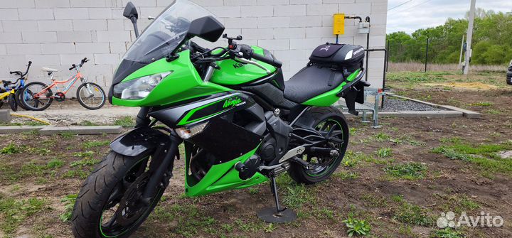 Kawasaki ninja 400r