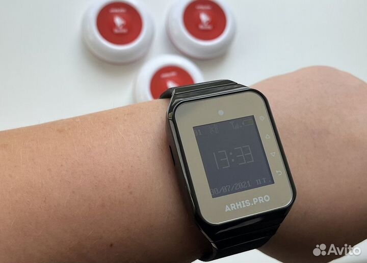 Комплект Премиум: кнопка вызова официанта и часы