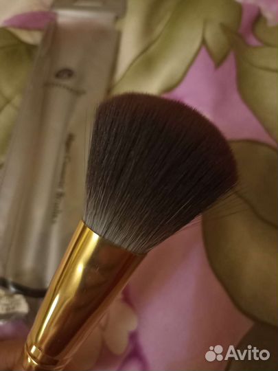 Кисти для макияжа