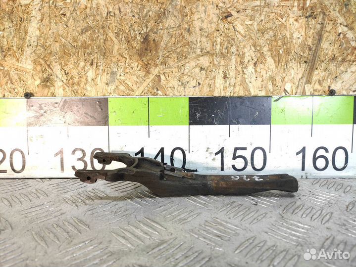 Вилка сцепления Mitsubishi Lancer 9