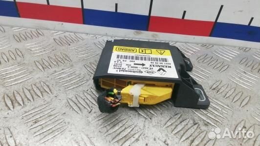 Блок управления airbag dacia sandero 1 (ABR17OQ01)