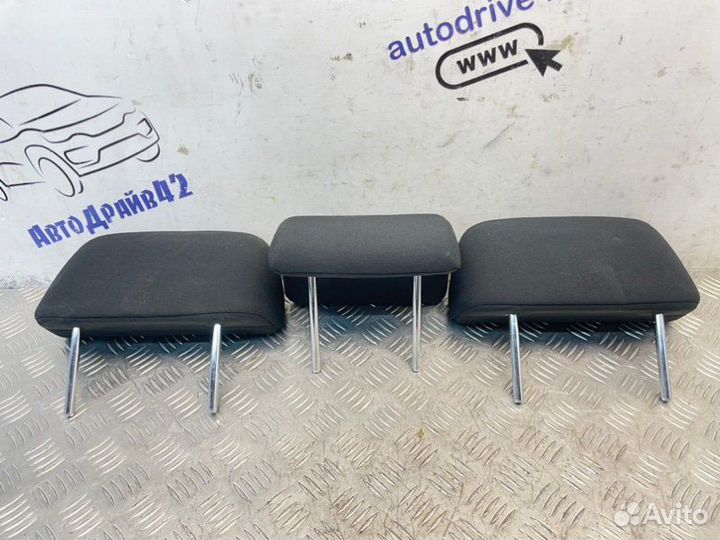 Подголовники задние Toyota Corolla ZRE151L 1zrfe