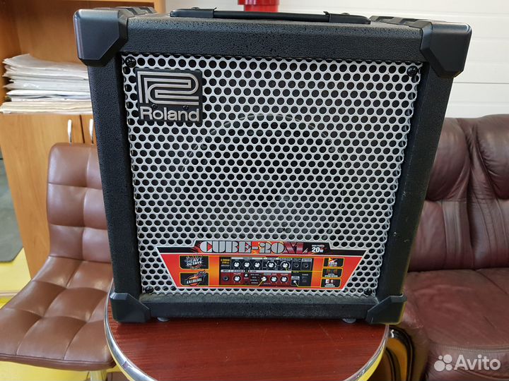 Комбик cube roland 20XL