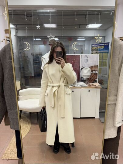 Новое пальто из шерсти