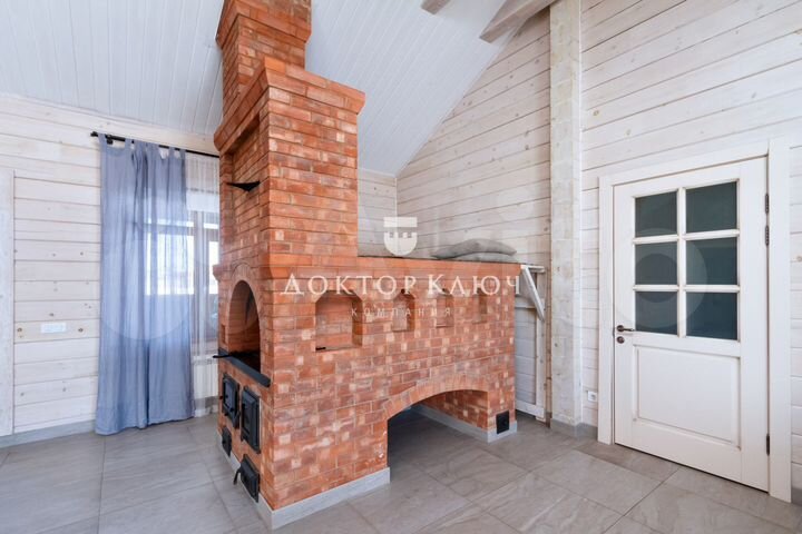 Коттедж 359,7 м² на участке 35 сот.