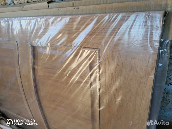 Двери,новые,шпон дуб,Беларусь