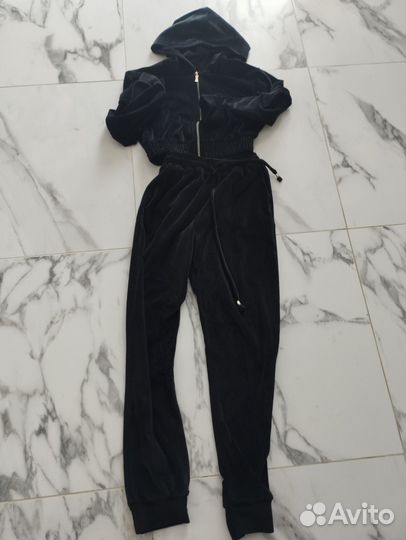 Костюм велюровый