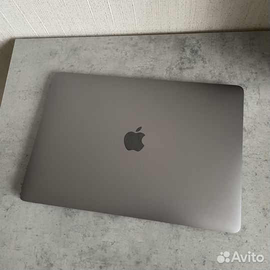 Ноутбук Apple MacBook Air M1