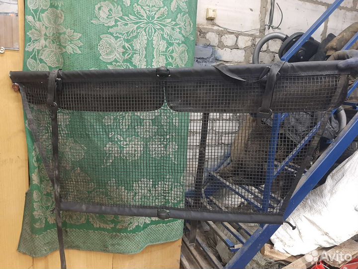 Полка-сетка для багажника автомобиля volvo