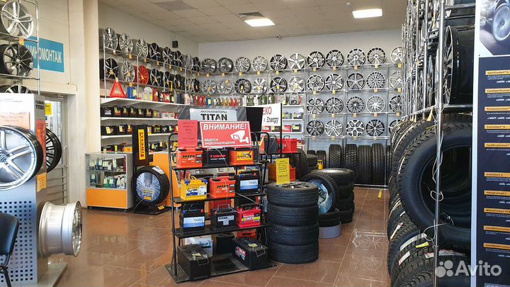 Pirelli Formula Ice 215/65 R16