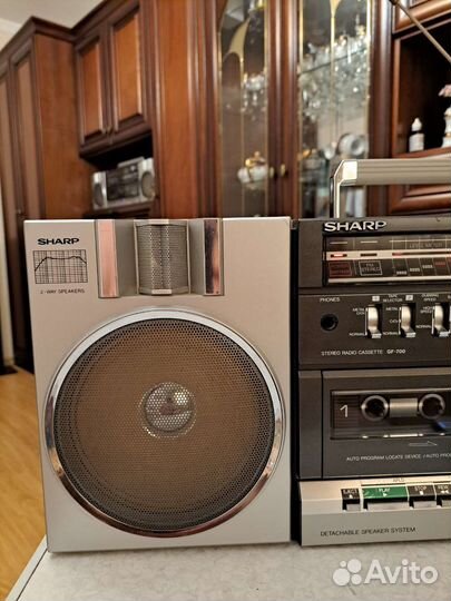 Магнитола sharp 700z. состояние очень достойное