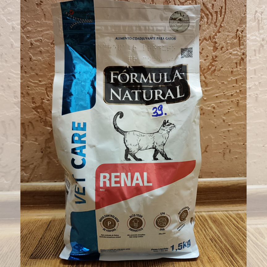 Продам корм для кошек Formula Natural renal