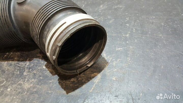 Патрубок воздушного фильтра Audi Q7 4L 4.2 BAR 06