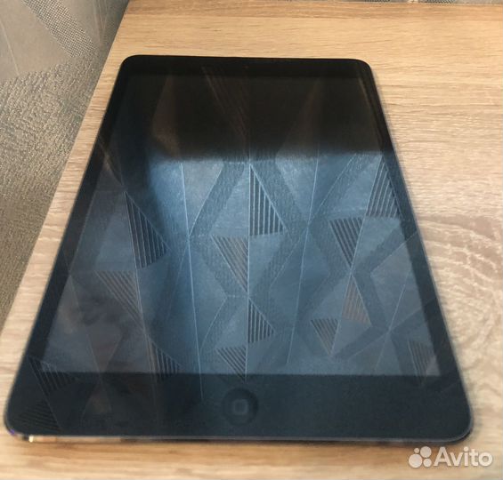 Планшет apple iPad mini 3