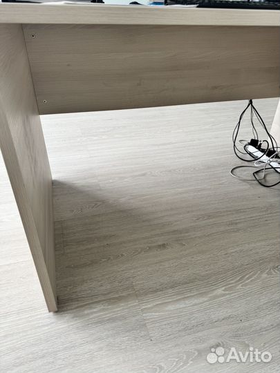 Стол офисный компьютерный