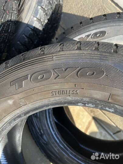 Toyo Winter Tranpath S1 235/60 R18 103Q