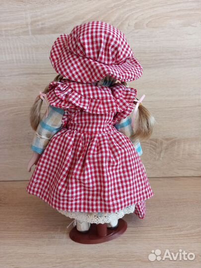 Кукла керамическая коллекционная