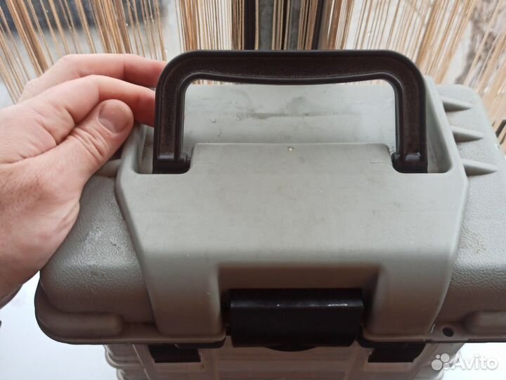 Ящик для рыболовных снастей