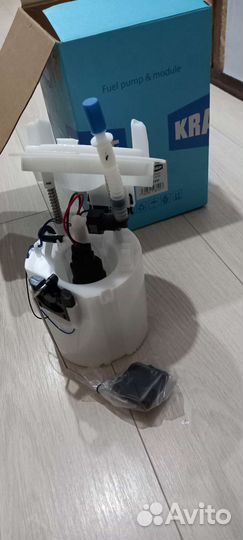 Новый топливный бензонасос mercedes w212cls218w204