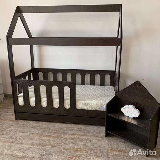 Домик с Ящиком Венге