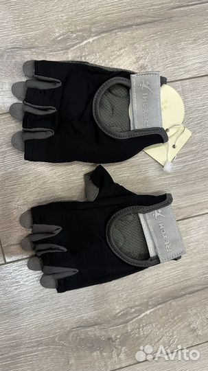 Велосипедные перчатки