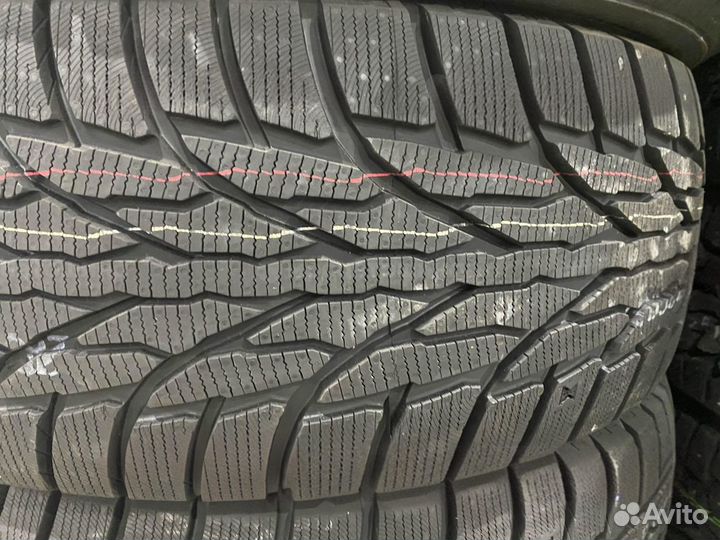 Kumho WinterCraft SUV Ice WS51 225/65 R17 106