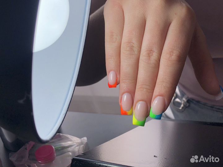 Маникюр, наращивание ногтей