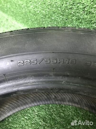 Goodyear EfficientGrip SUV 225/55 R19 99V