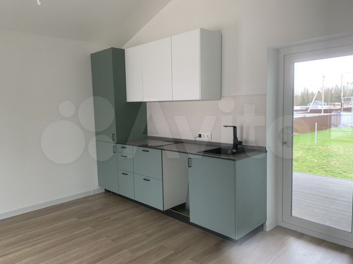 Дом 100 м² на участке 10,5 сот.