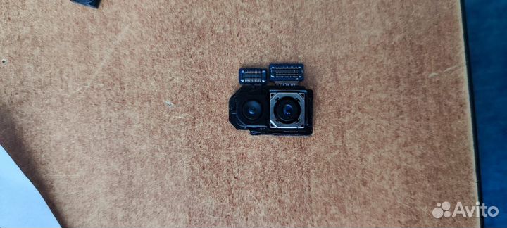 Samsung Galaxy A40, 4/64 ГБ