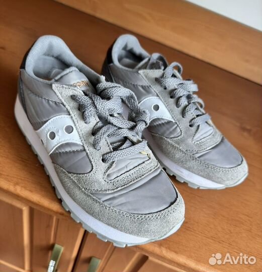 Кроссовки женские saucony